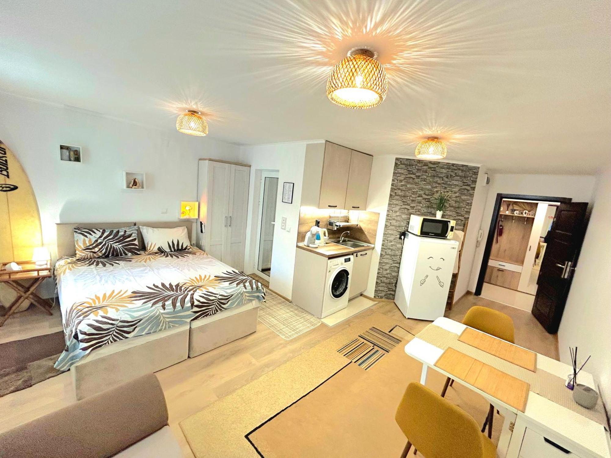 Aloha Apartment Burgas City Exterior foto