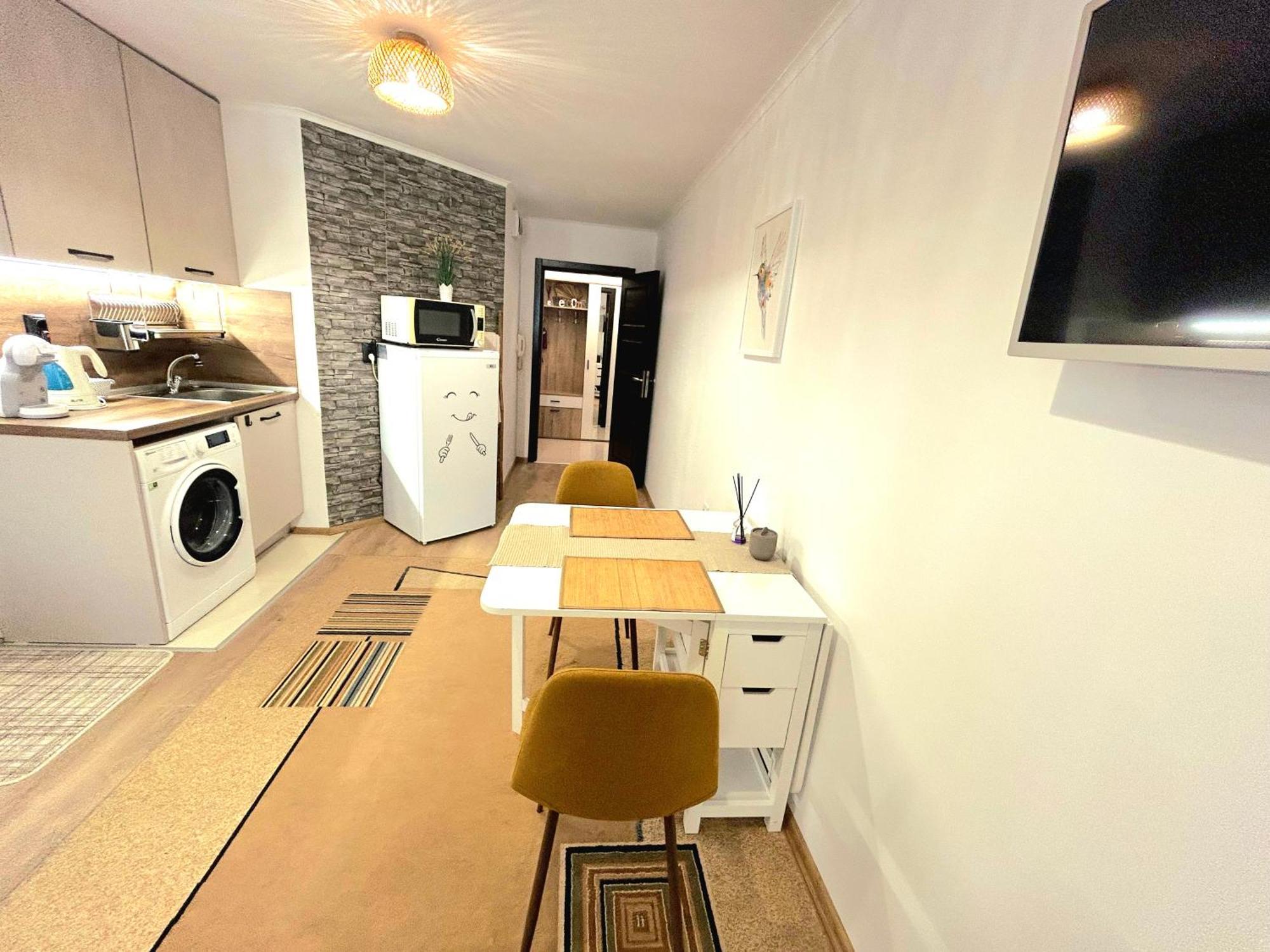 Aloha Apartment Burgas City Exterior foto