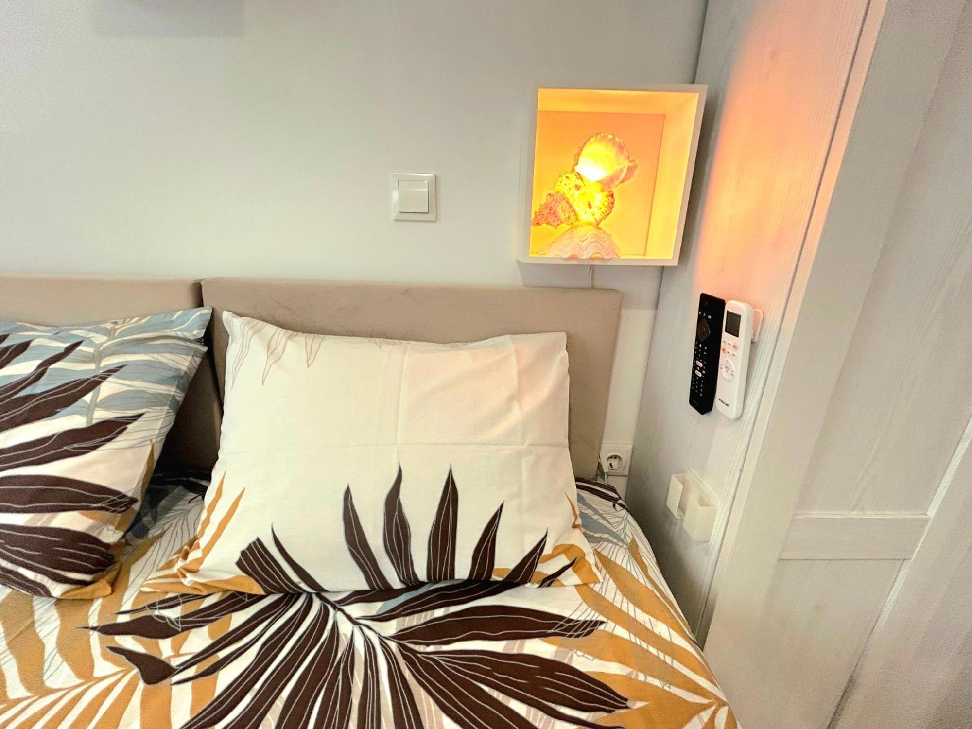 Aloha Apartment Burgas City Exterior foto